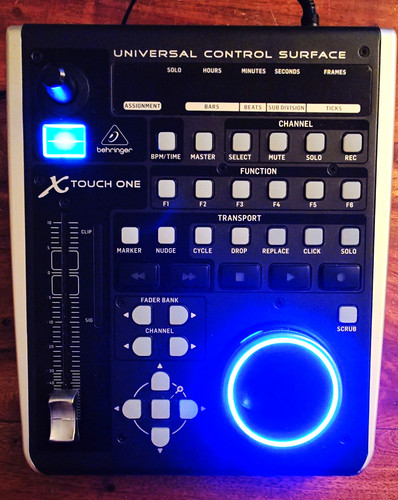 Behringer touch one - behringer,