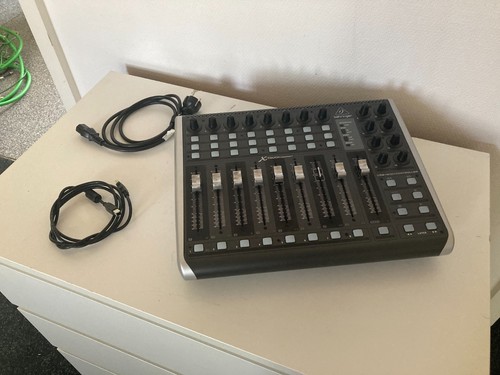Behringer touch compact - behringer,
