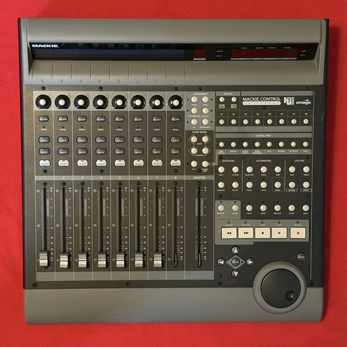 Mackie control universal - control,