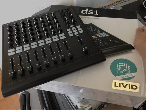Livid ds1 daw controller - ds1,