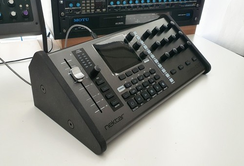 Nektar cs12 daw controller - nektar,